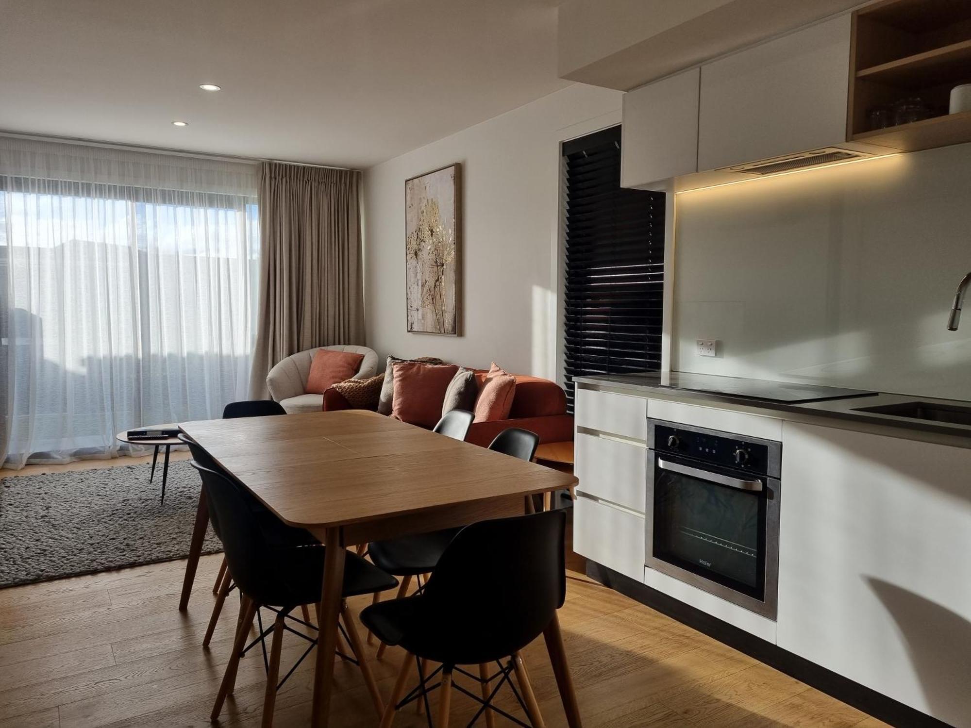 Alpine Junction Townhouse Apartments, Lodge & Hotel วานากา ภายนอก รูปภาพ