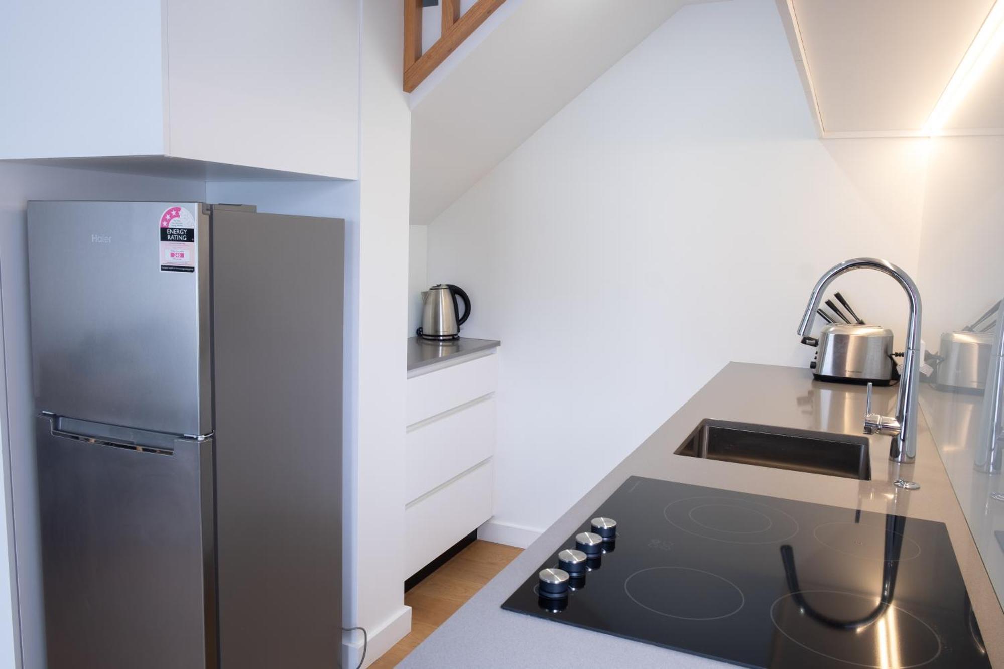 Alpine Junction Townhouse Apartments, Lodge & Hotel วานากา ภายนอก รูปภาพ